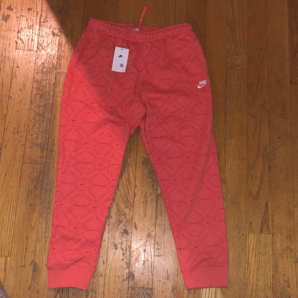 Brand new Nike casual pants